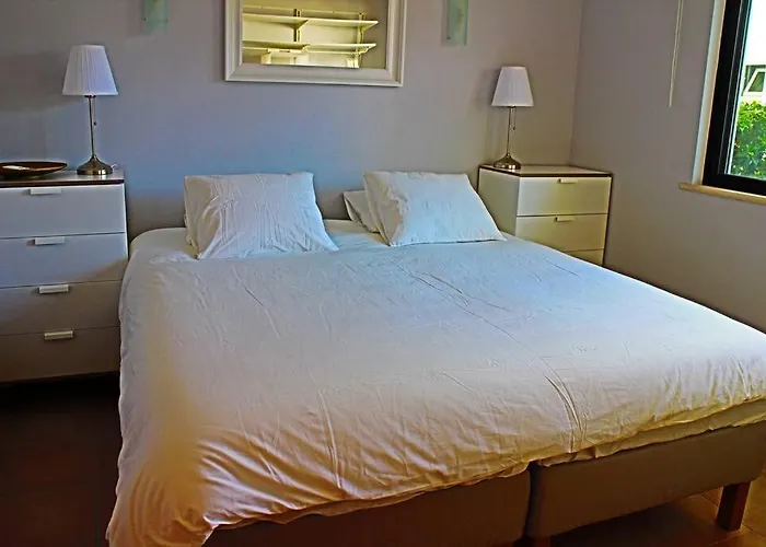 Stunning 3 Bed In Vale Do Lobo With Membership 3 Mins From And Golf *