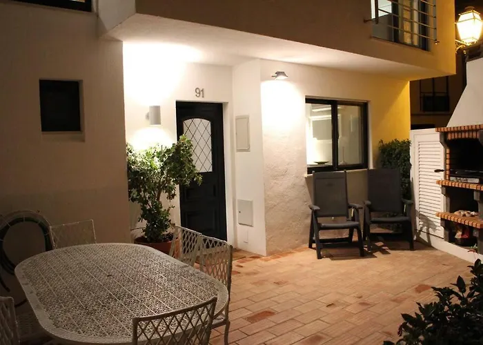Stunning 3 Bed In Vale Do Lobo With Membership 3 Mins From And Golf 아파트 *